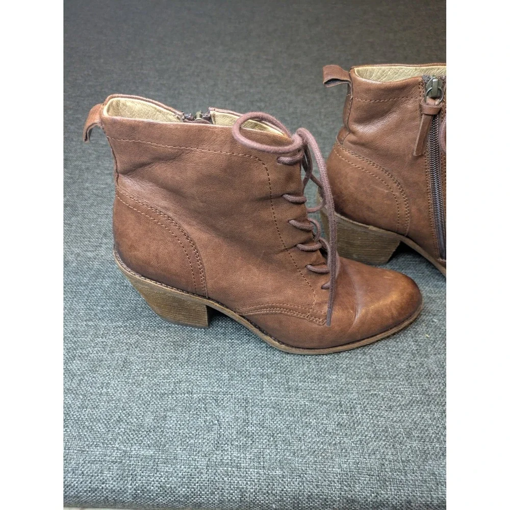 Sofft Women's Brown Leather Ankle Zip Up Boots Bootie Size 10 M Platform Heel